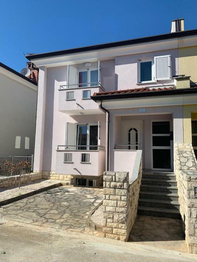 Erna & Inga Apartment Savudrija Bagian luar foto